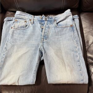 Classic Light Blue women’s Jeans